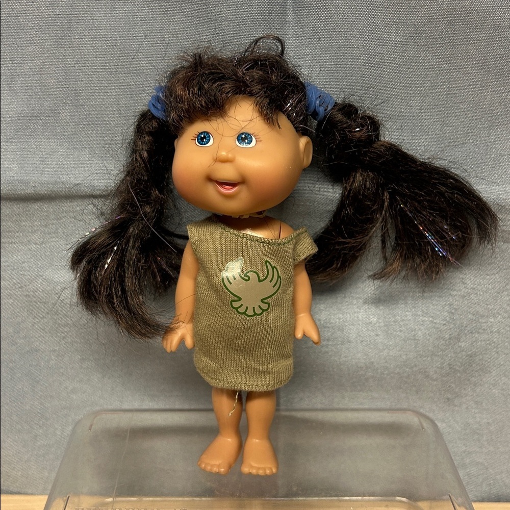 Play Along 2006 Cabbage Patch Kids Mini Doll with Green dresses Outfit